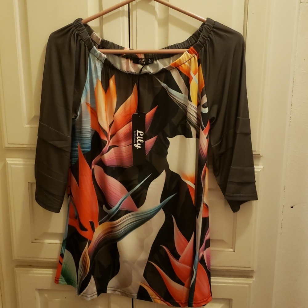 Zulily by Firmiana Gray & pink gathered Tunic